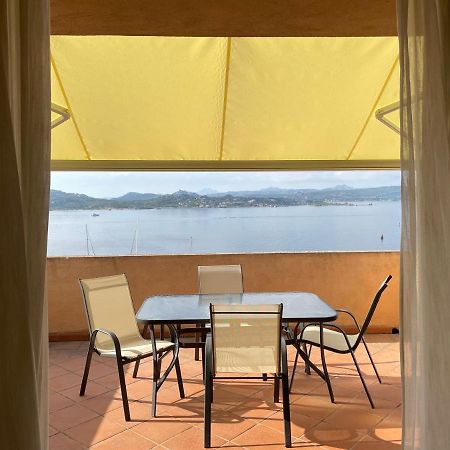 Appartamento Fronte Mare Residence Weber La Maddalena  Luaran gambar